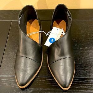 Black womens size 9 booties from Target